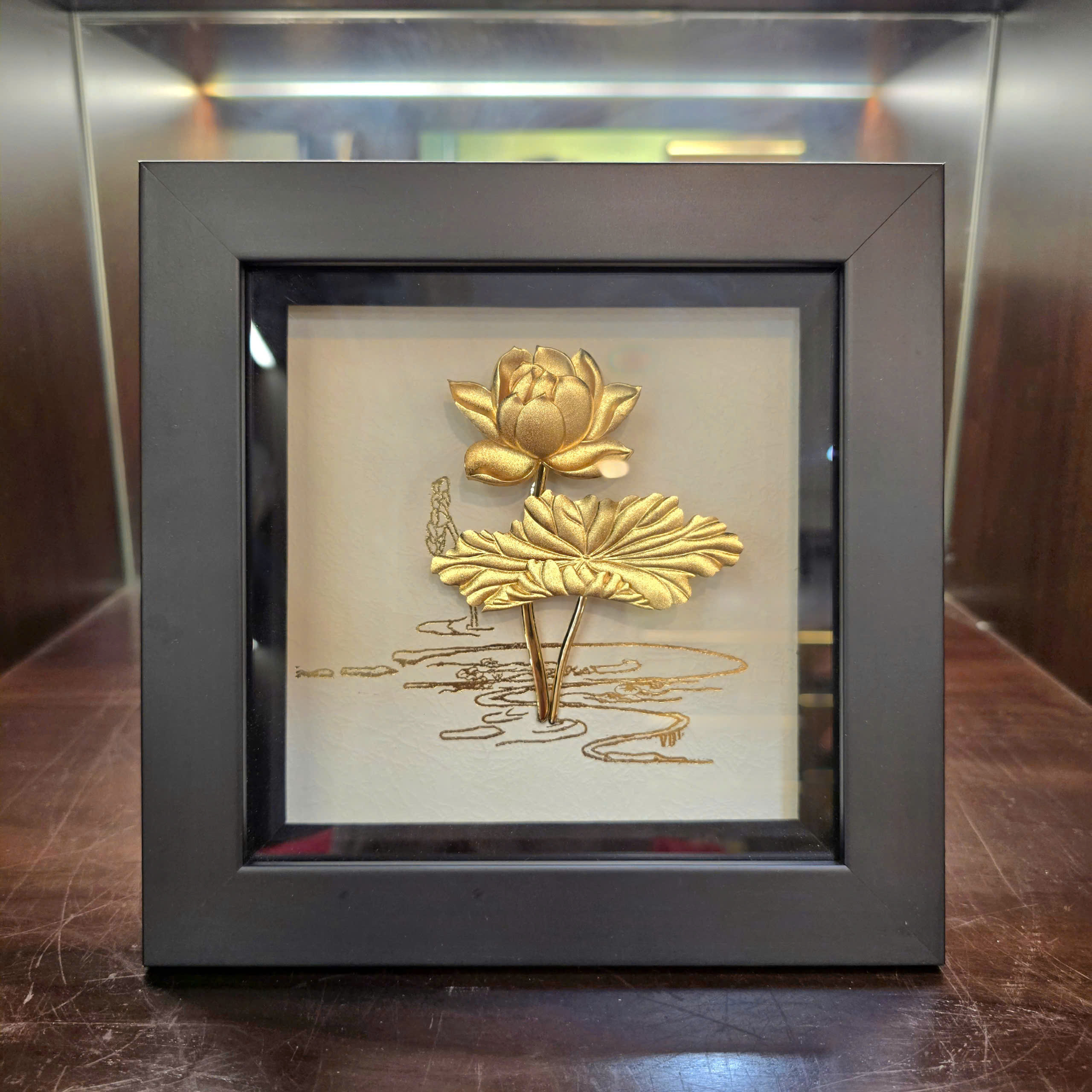 Trang mạ vàng 24K